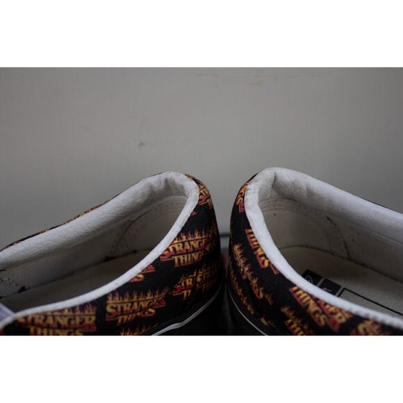 Vans x Stranger Things Netflix Slip On Limited Edition Size WIDE 4 M / 5.5W - Picture 4 of 9